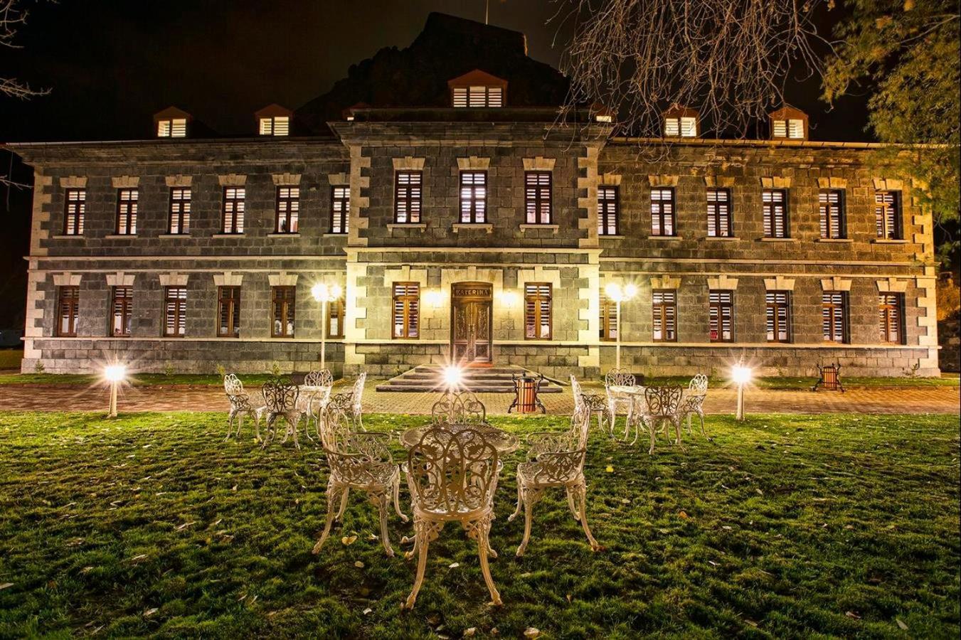 Katerina Palace 1877 卡尔斯 外观 照片